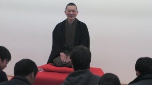 Photo of Sanyuutei Ryuraku san performing Rakugo 